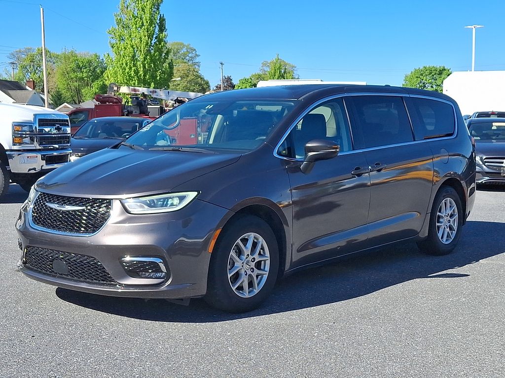 2023 Chrysler Pacifica Touring L