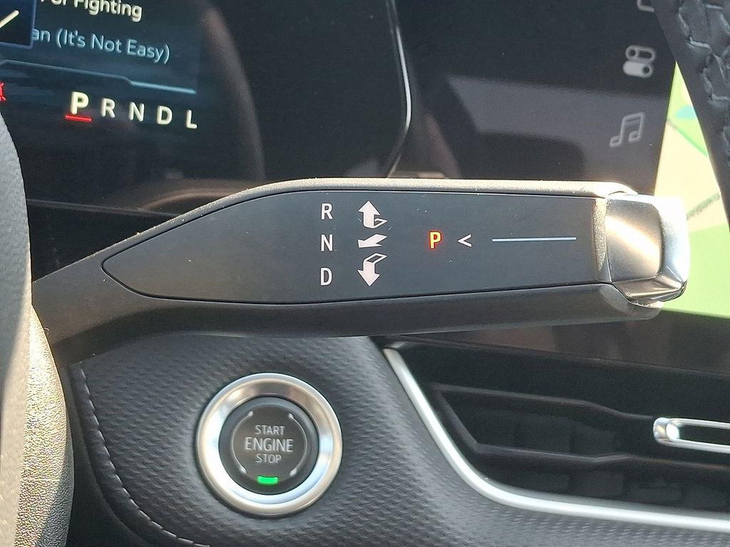 2025 Chevrolet Equinox LT - Photo 13