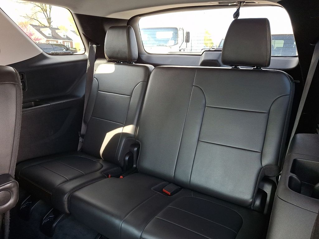 2021 Chevrolet Traverse Premier - Photo 9