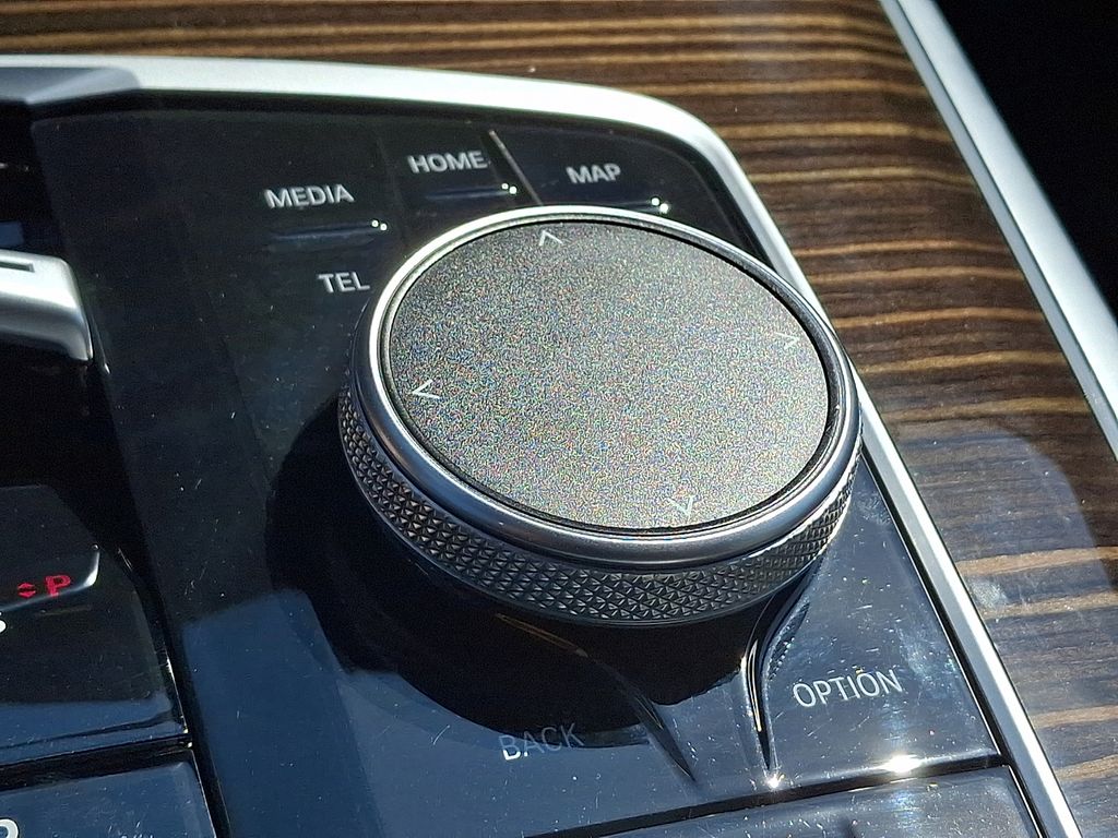 2023 BMW X7 40i - Photo 25