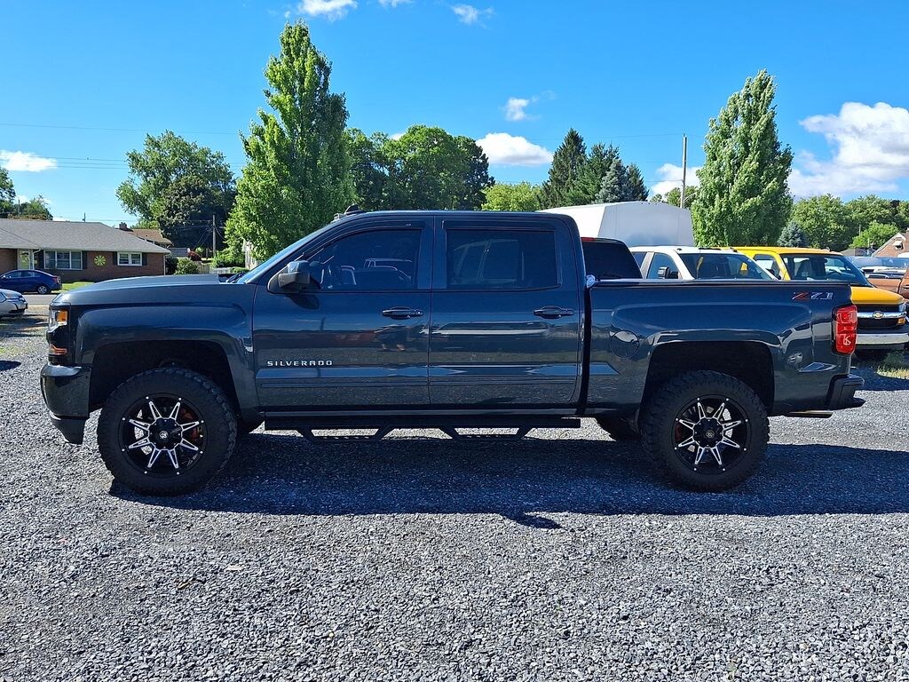 Used 2018 Chevrolet Silverado 1500 LT Truck Crew Cab