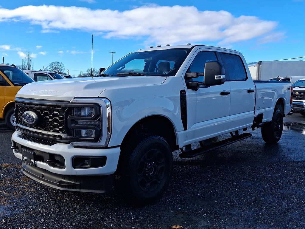2024 Ford F-250 Super Duty XL's photo