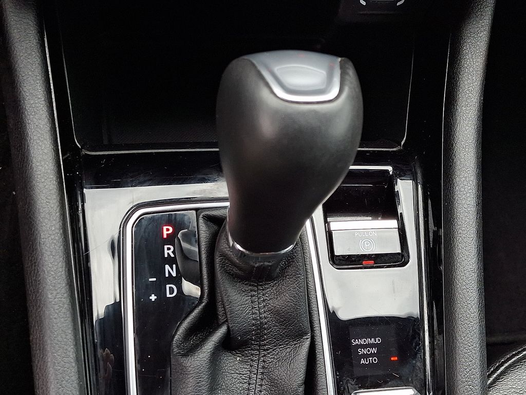 2025 Jeep Compass Limited - Photo 13
