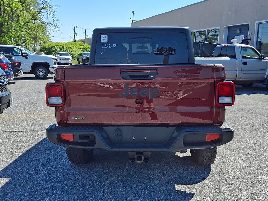 Used 2022 Jeep Gladiator Sport Truck Crew Cab
