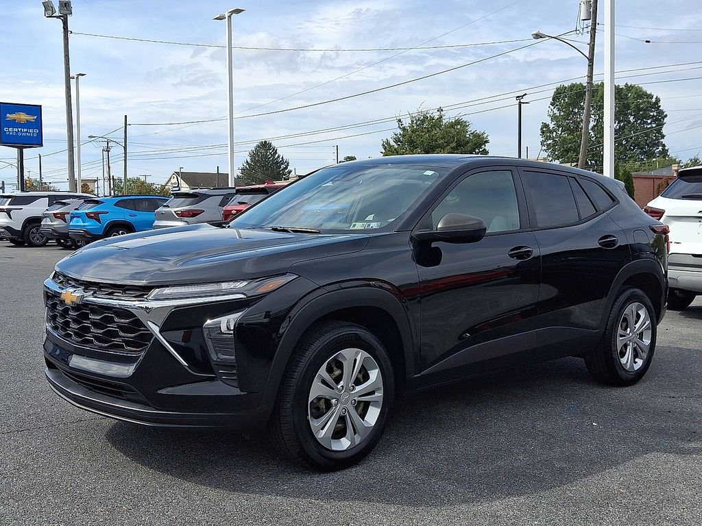 2024 Chevrolet Trax LS