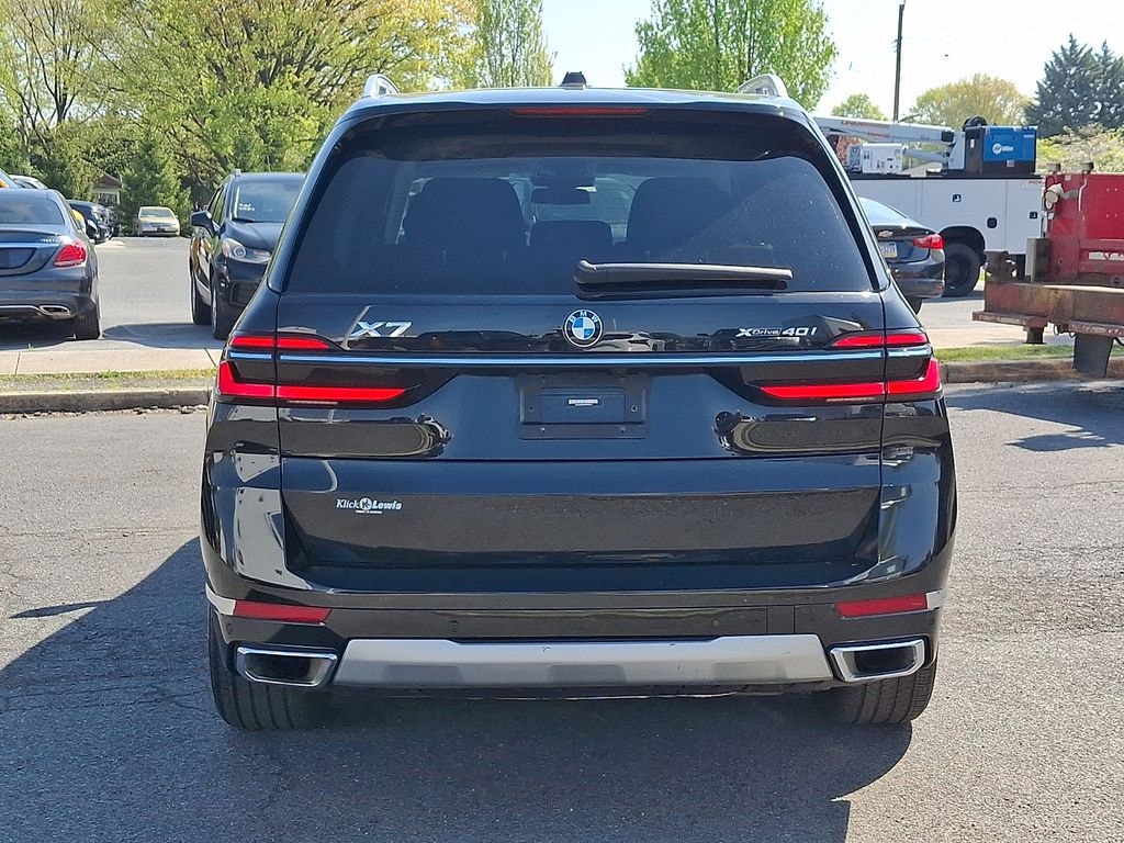 Used 2023 BMW X7 xDrive40i SUV