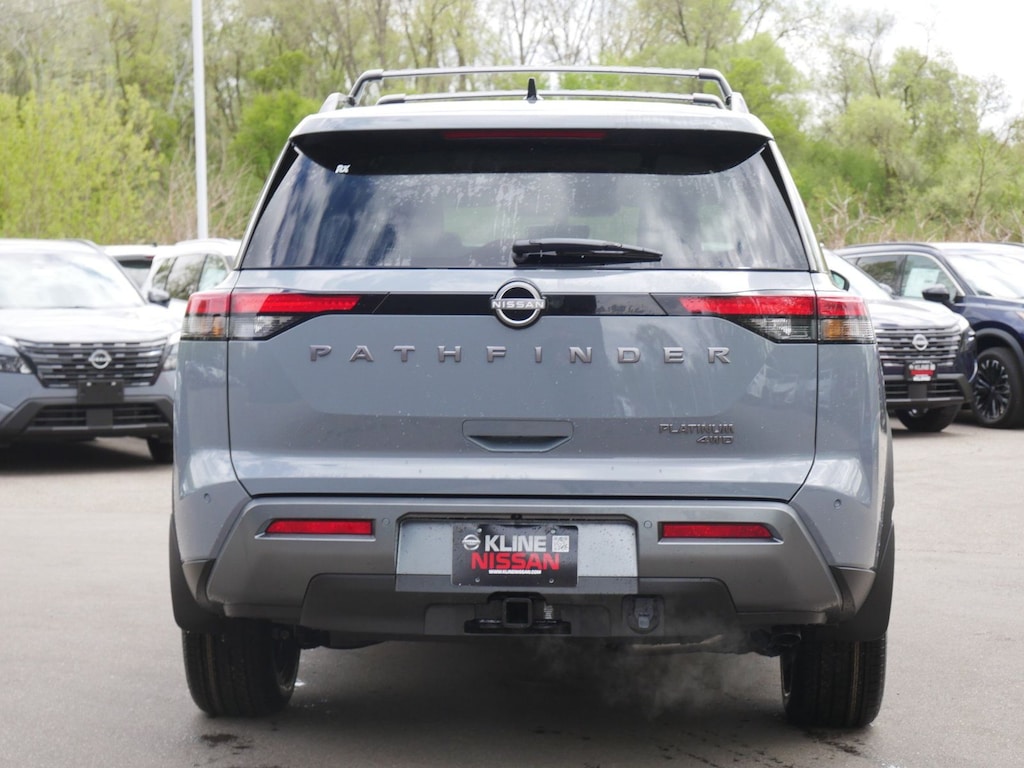 New 2026 Nissan Pathfinder Platinum SUV