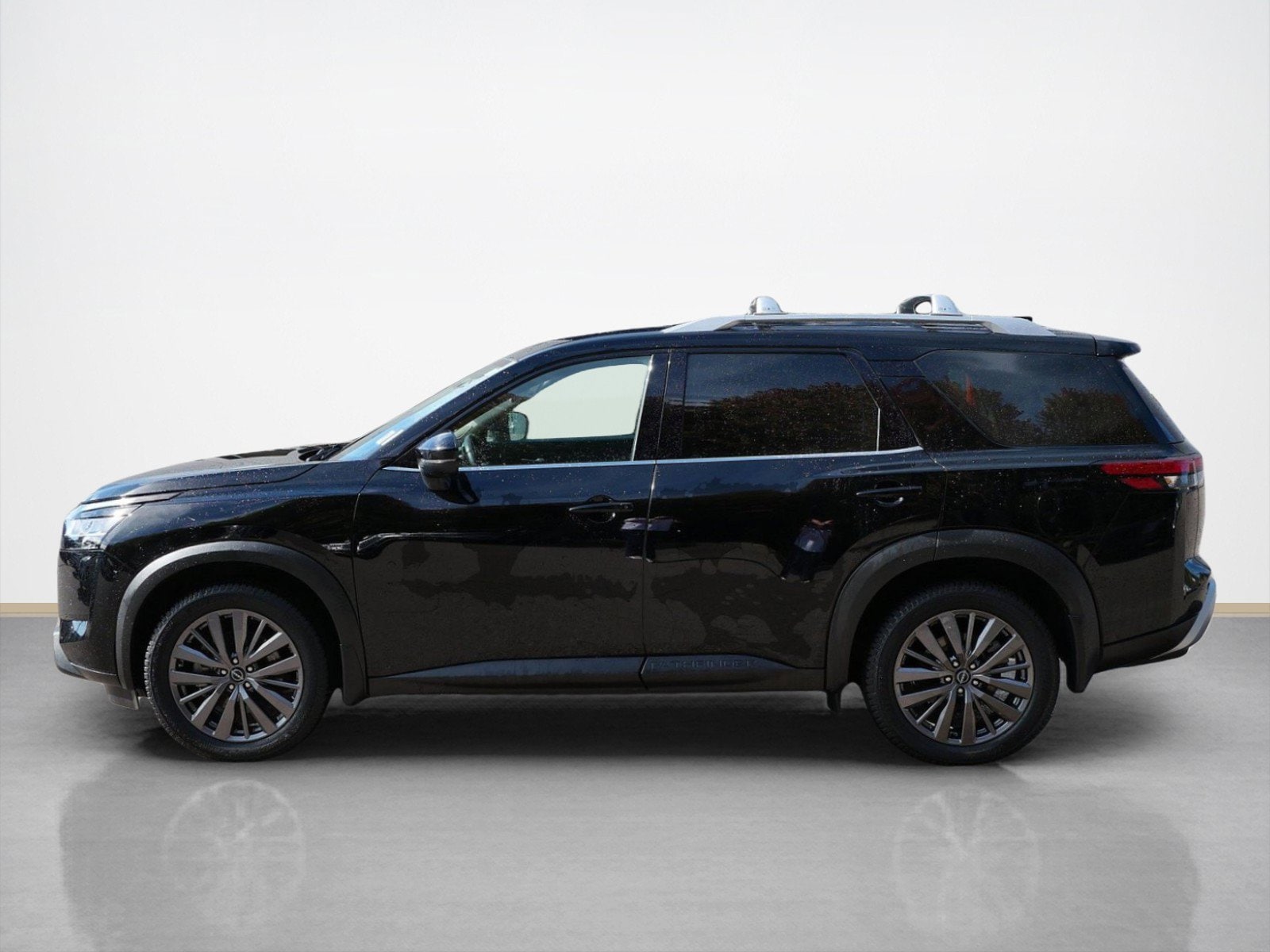 Certified 2024 Nissan Pathfinder SL with VIN 5N1DR3CD5RC238313 for sale in Maplewood, Minnesota