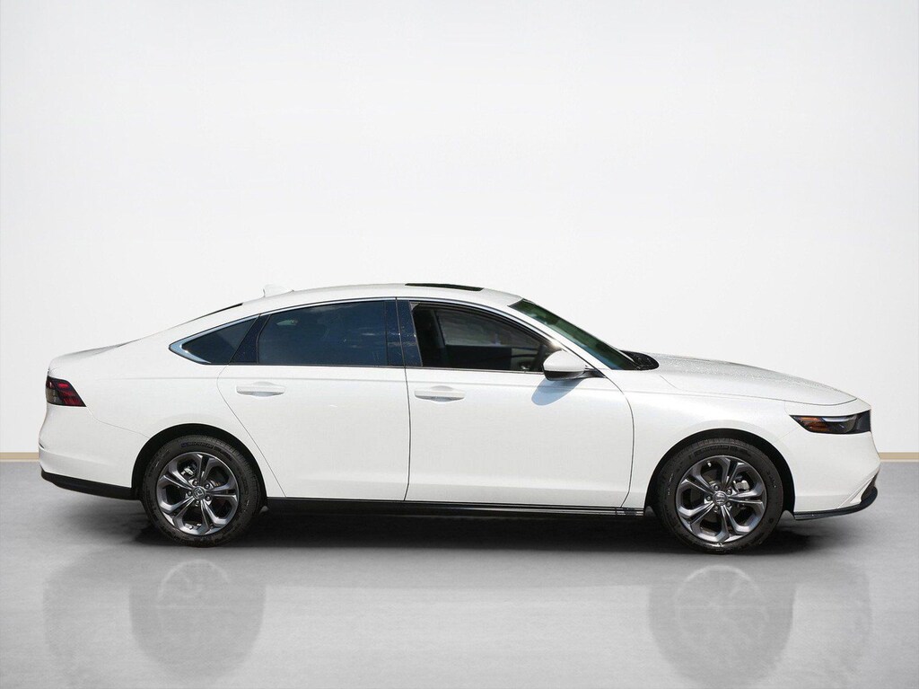 Used 2024 Honda Accord EX Sedan