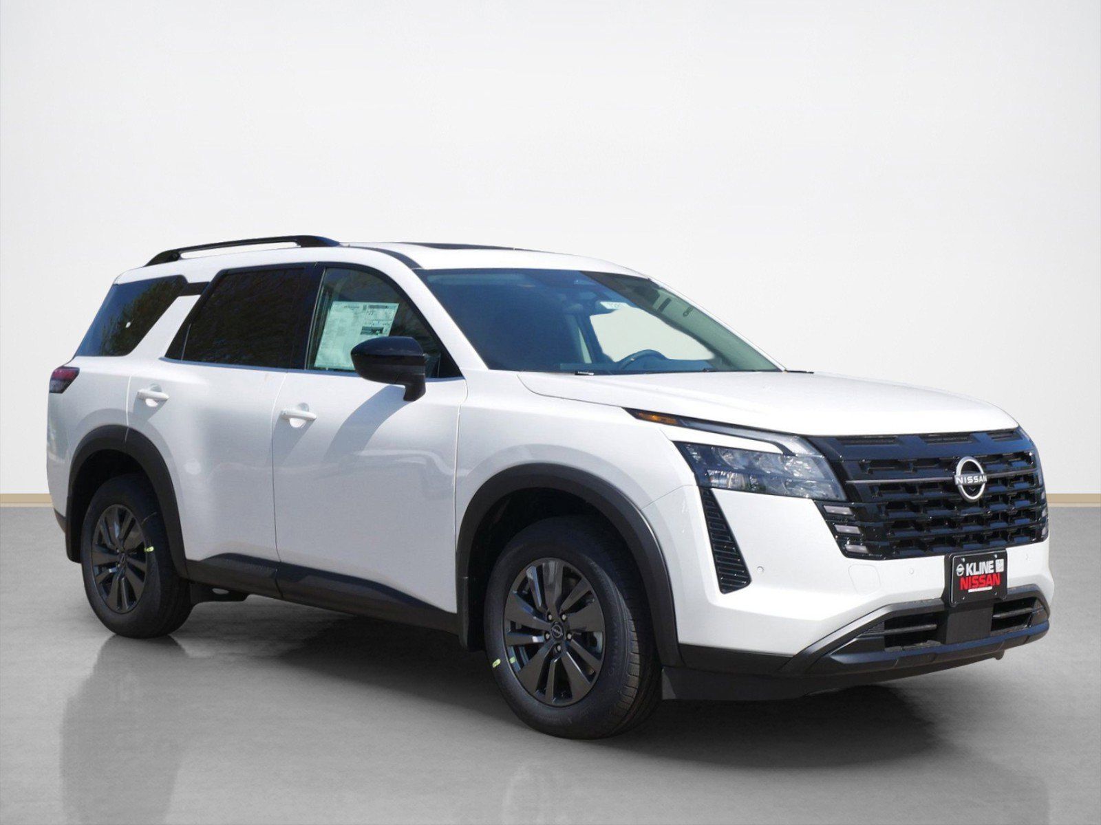 2026 Nissan Pathfinder SV 4WD's photo