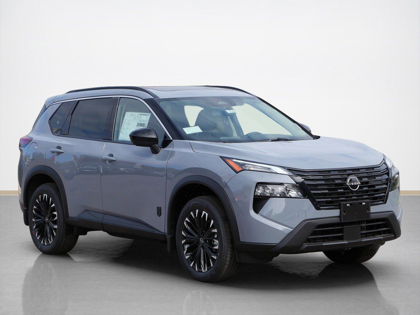 2026 Nissan Rogue Dark Armor AWD's photo