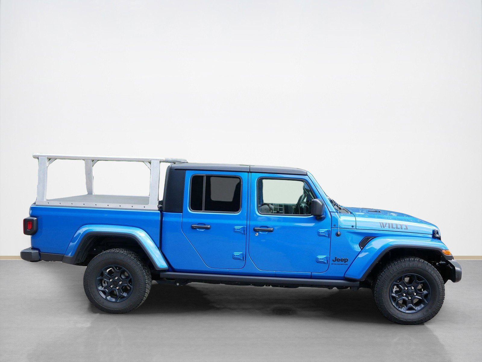 Used 2023 Jeep Gladiator WILLYS with VIN 1C6HJTAG9PL547488 for sale in Maplewood, Minnesota