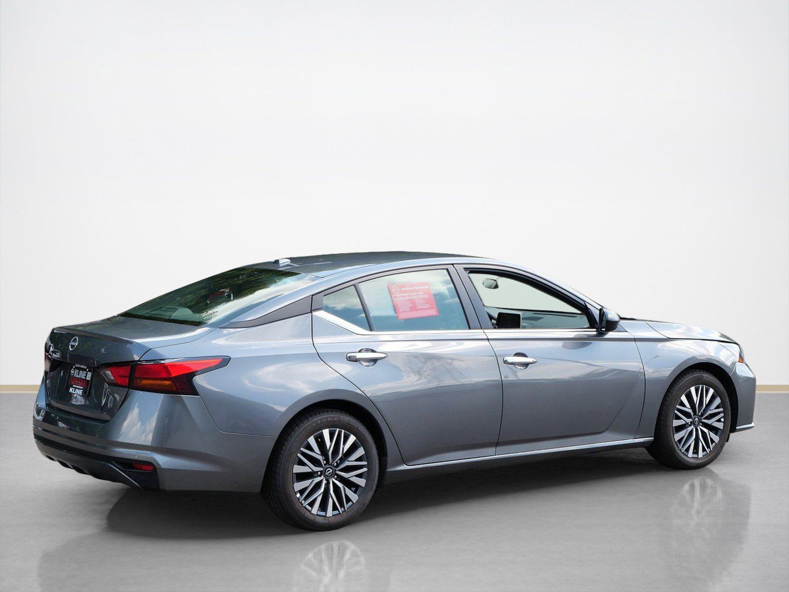 Certified 2025 Nissan Altima SV with VIN 1N4BL4DV6SN312820 for sale in Maplewood, Minnesota