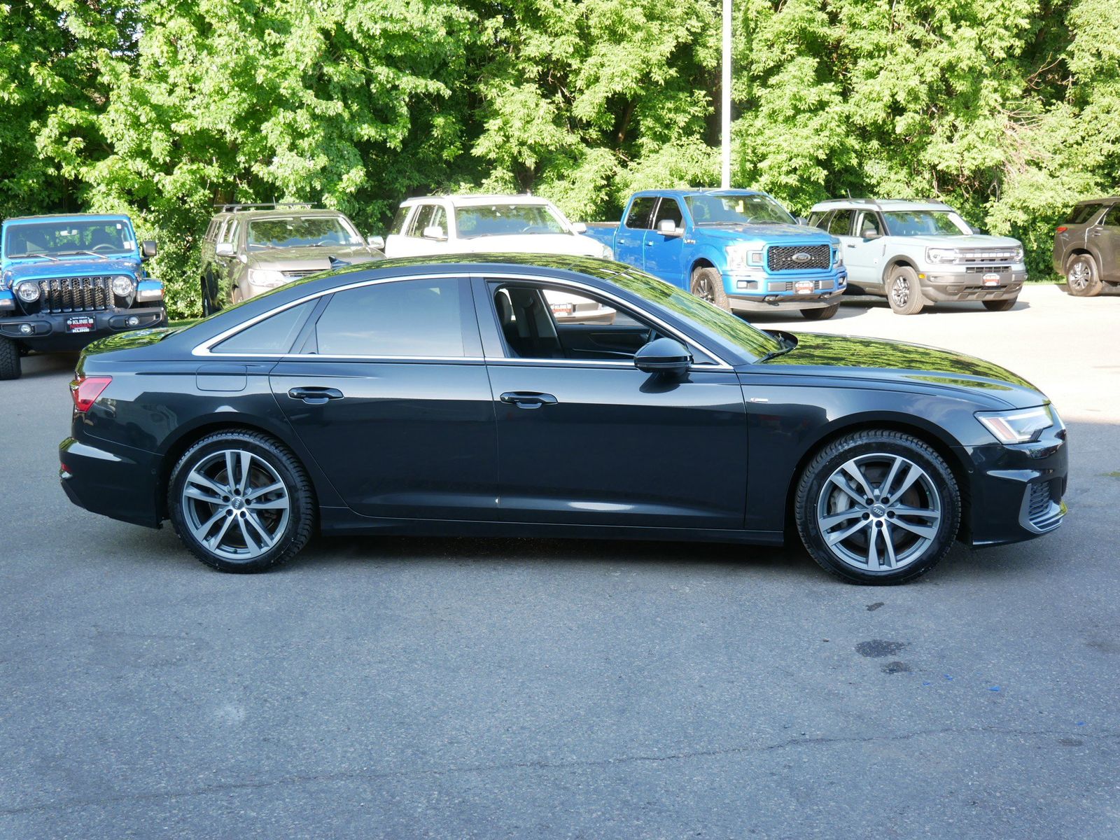 Used 2019 Audi A6 Premium Plus with VIN WAUL2AF20KN031001 for sale in Maplewood, Minnesota