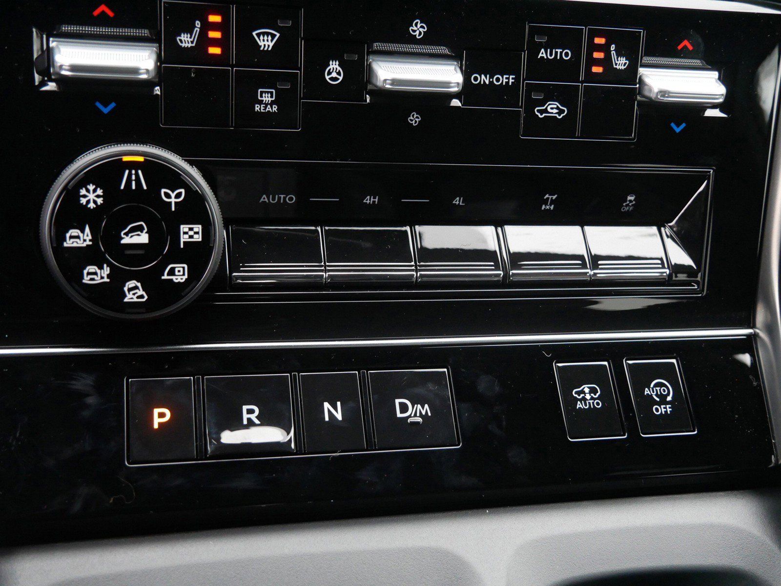 2026 Nissan Armada PRO-4X - Photo 9