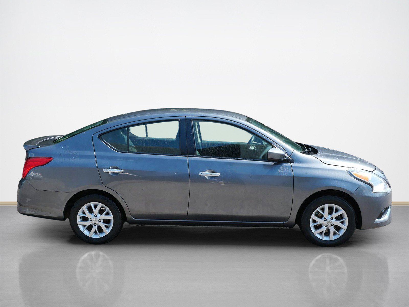 Used 2018 Nissan Versa Sedan SV with VIN 3N1CN7AP5JL809858 for sale in Maplewood, MN