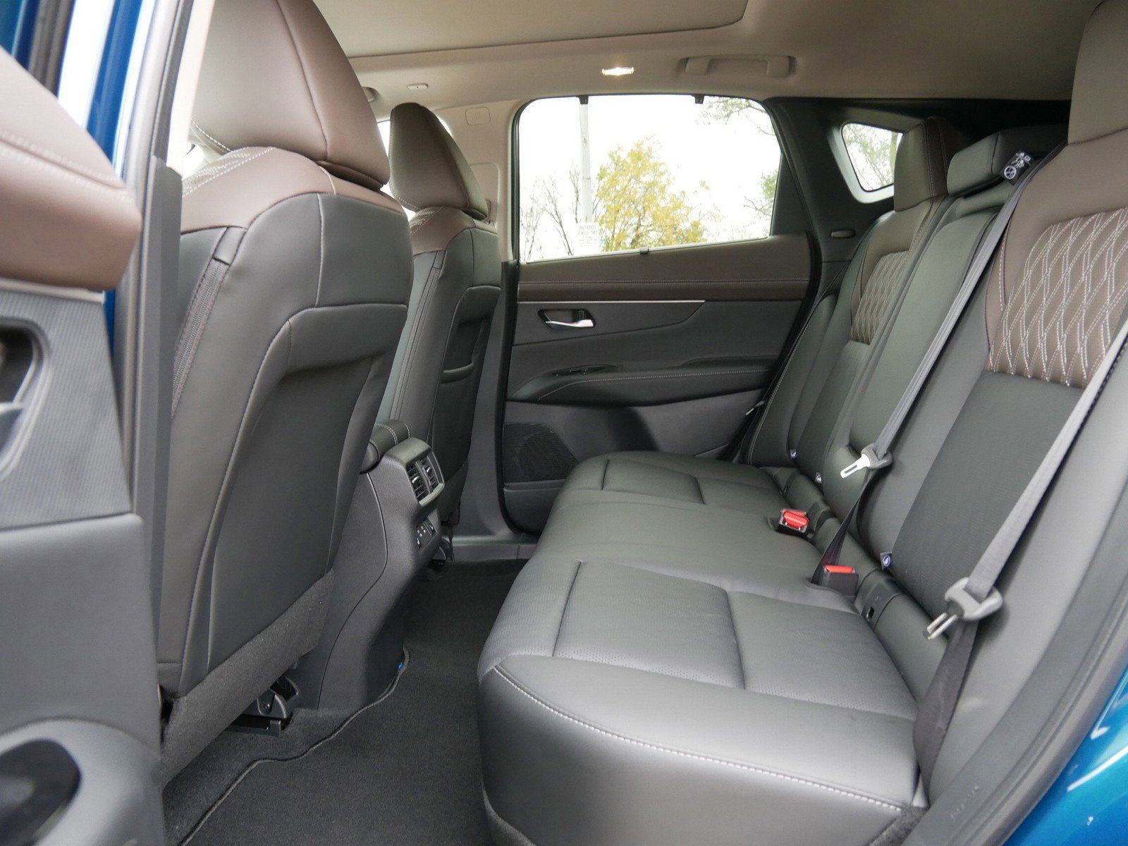 2026 Nissan Murano Platinum - Photo 6