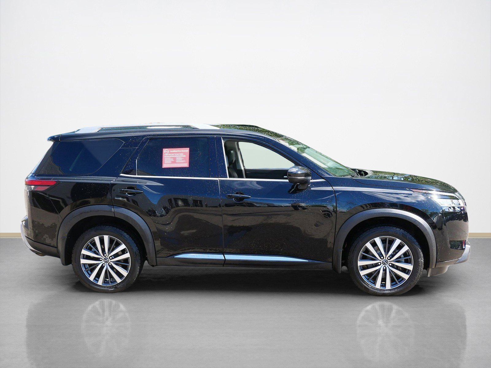 Certified 2022 Nissan Pathfinder Platinum with VIN 5N1DR3DK3NC273259 for sale in Maplewood, Minnesota