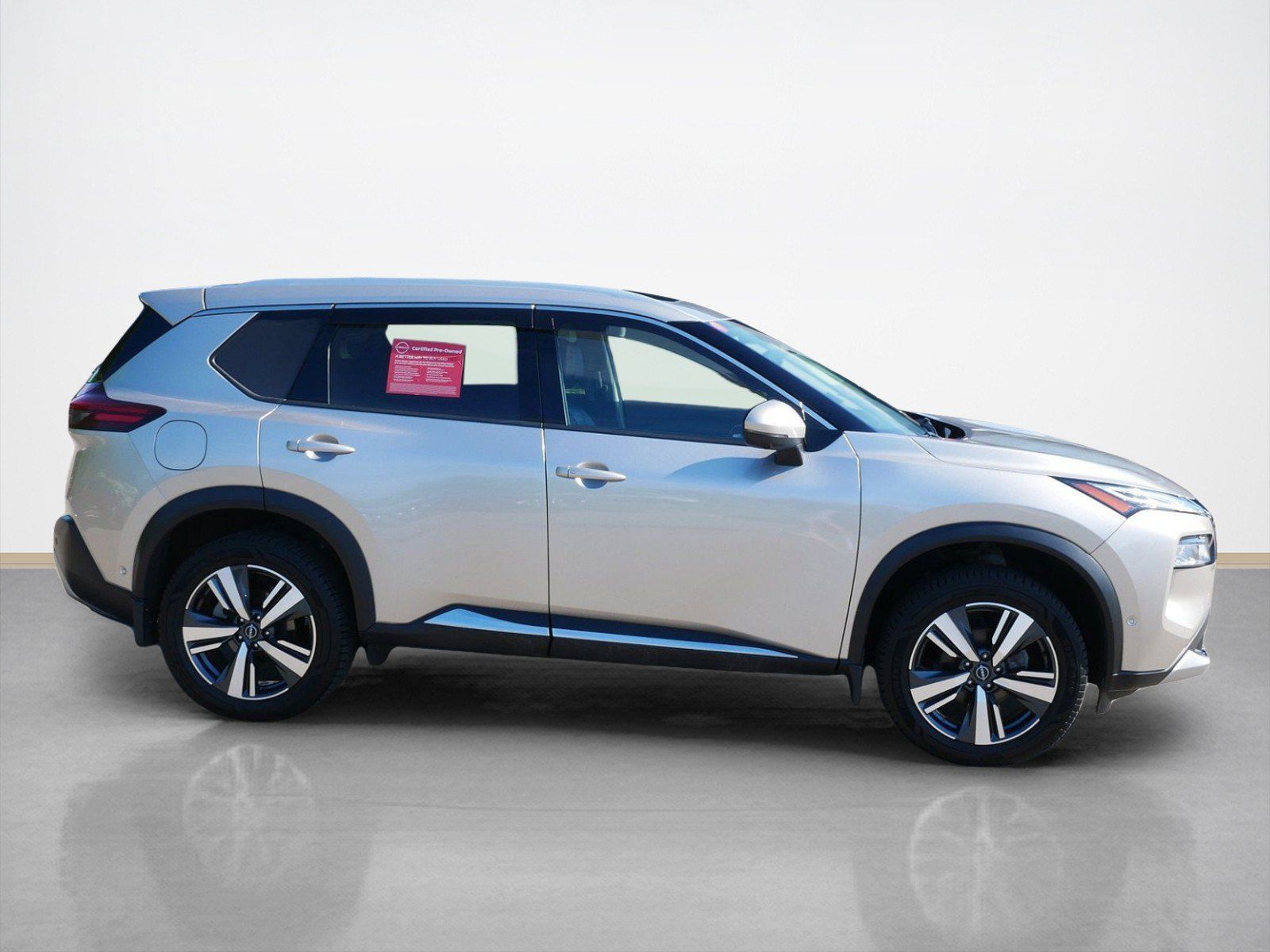 Certified 2023 Nissan Rogue Platinum with VIN JN8BT3DD5PW317895 for sale in Maplewood, Minnesota