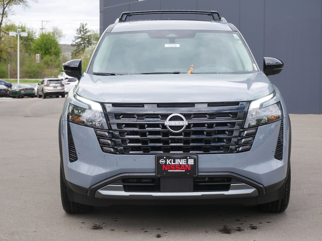New 2026 Nissan Pathfinder Platinum SUV