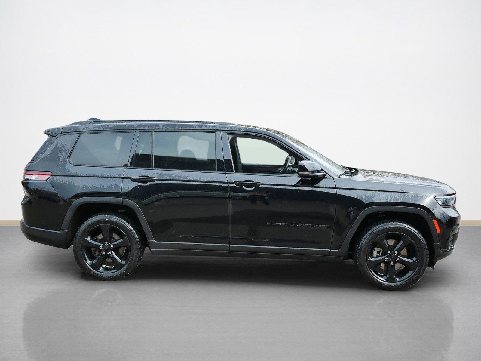 Used 2021 Jeep Grand Cherokee L Altitude with VIN 1C4RJKAG2M8210912 for sale in Maplewood, Minnesota