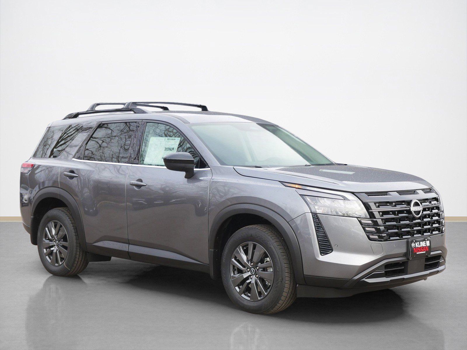 2026 Nissan Pathfinder SV 4WD's photo