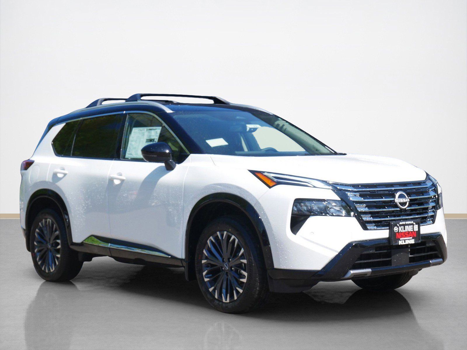 2026 Nissan Rogue Platinum AWD's photo