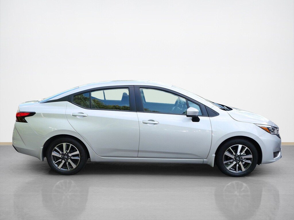 Certified 2025 Nissan Versa 1.6 SV Sedan