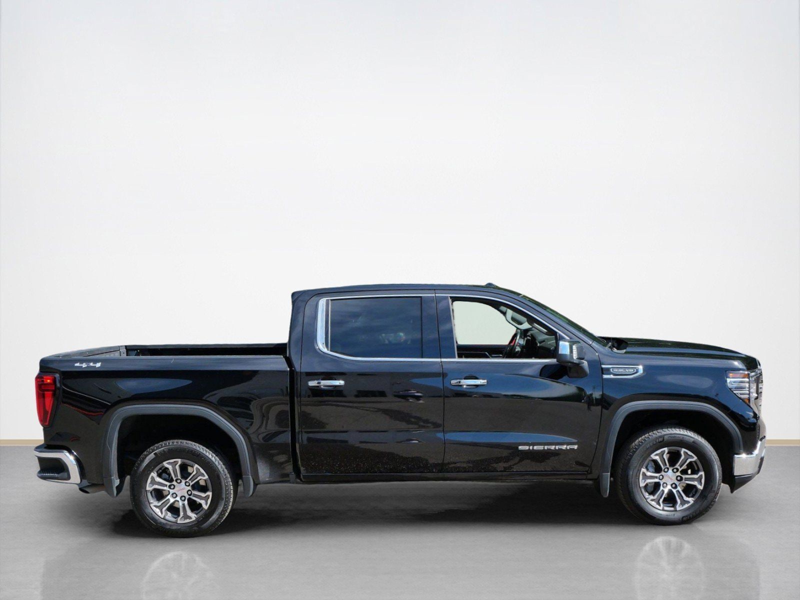 Used 2026 GMC Sierra 1500 SLT with VIN 1GTUUDED6TZ234443 for sale in Maplewood, Minnesota