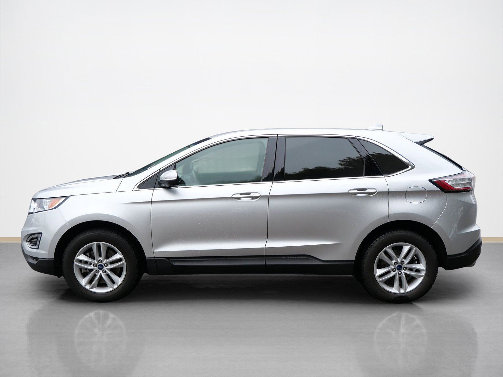 Used 2017 Ford Edge SEL with VIN 2FMPK4J92HBC44820 for sale in Maplewood, Minnesota