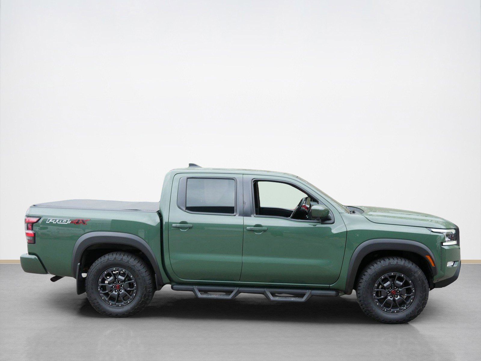 Certified 2022 Nissan Frontier PRO-4X with VIN 1N6ED1EK8NN632021 for sale in Maplewood, Minnesota