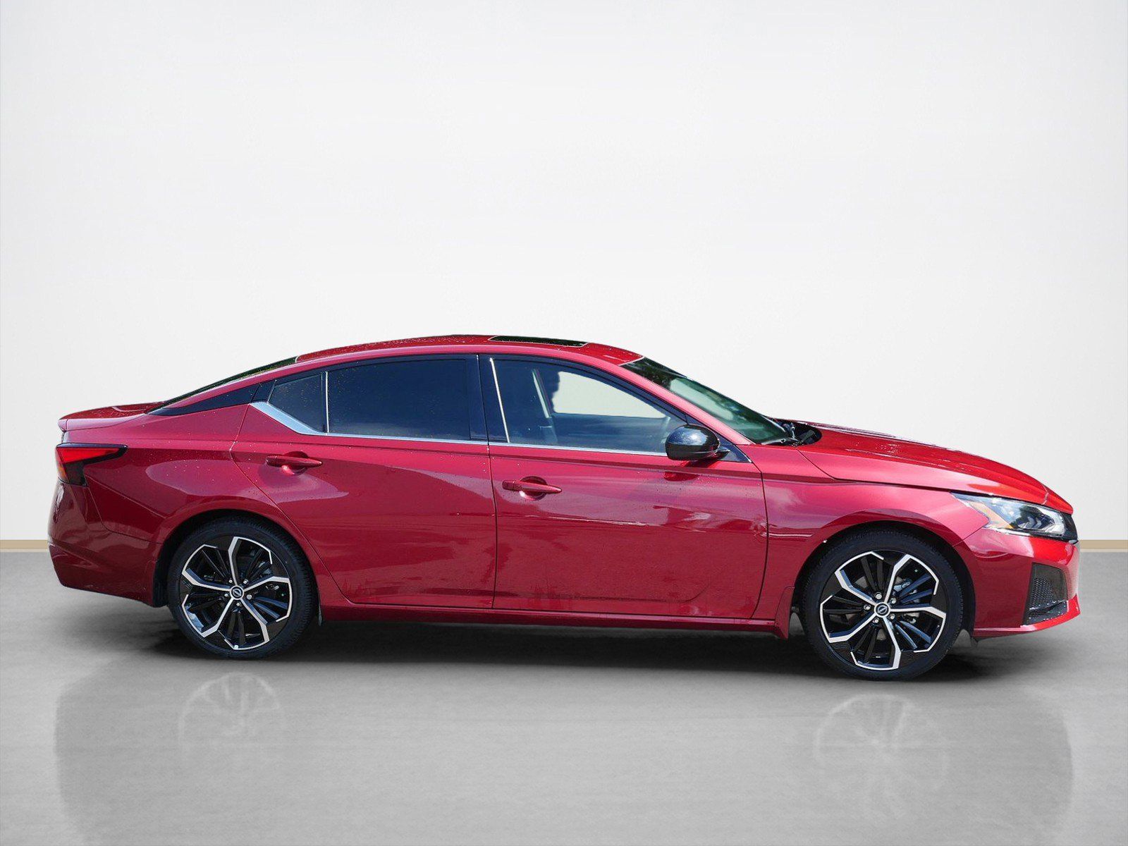Certified 2023 Nissan Altima SR with VIN 1N4BL4CV5PN414344 for sale in Maplewood, Minnesota