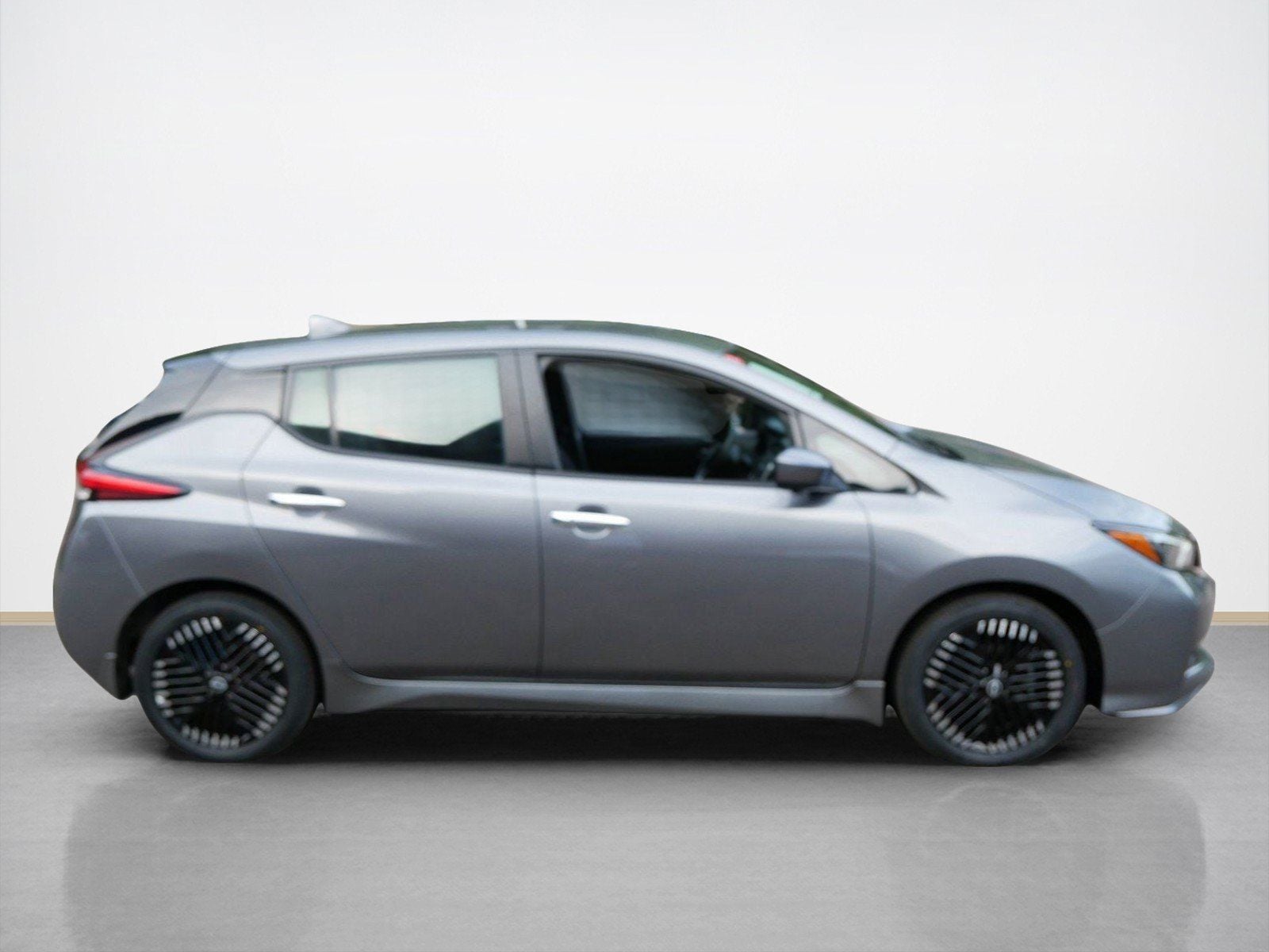 Certified 2025 Nissan Leaf SV PLUS with VIN 1N4CZ1CV4SC558781 for sale in Maplewood, MN