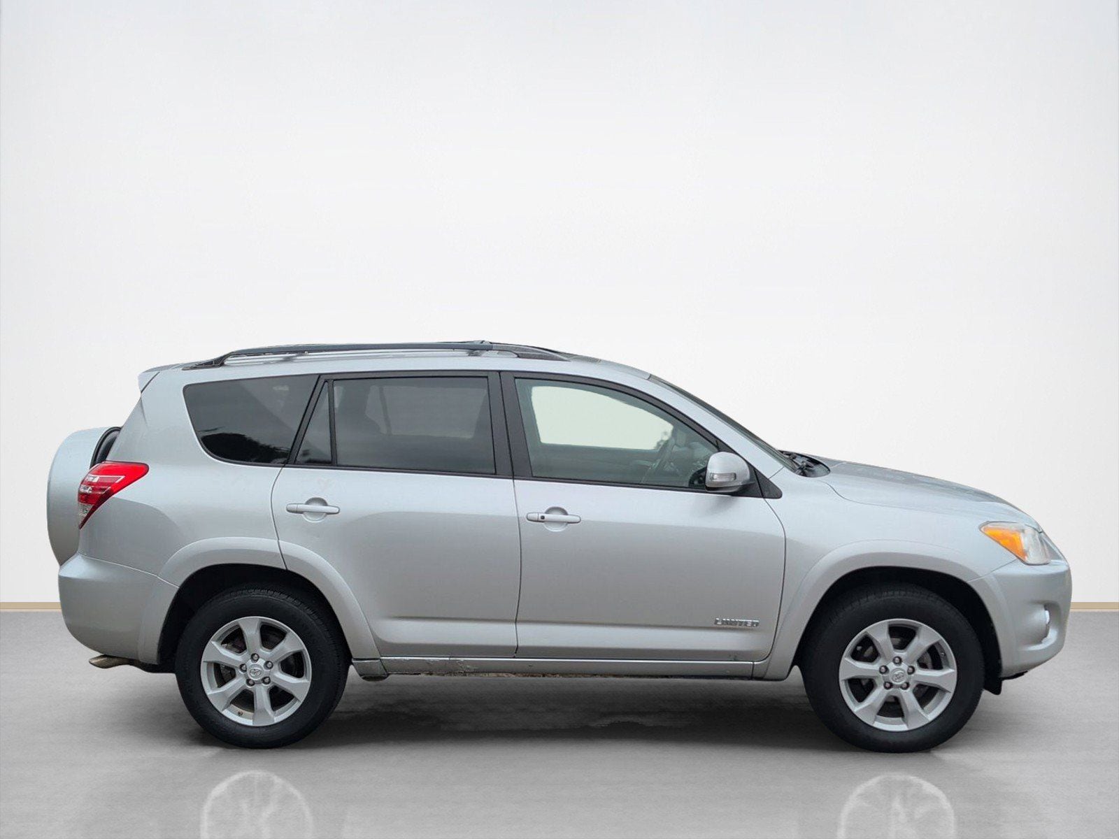 Used 2011 Toyota RAV4 Limited with VIN 2T3YF4DV6BW072088 for sale in Maplewood, MN