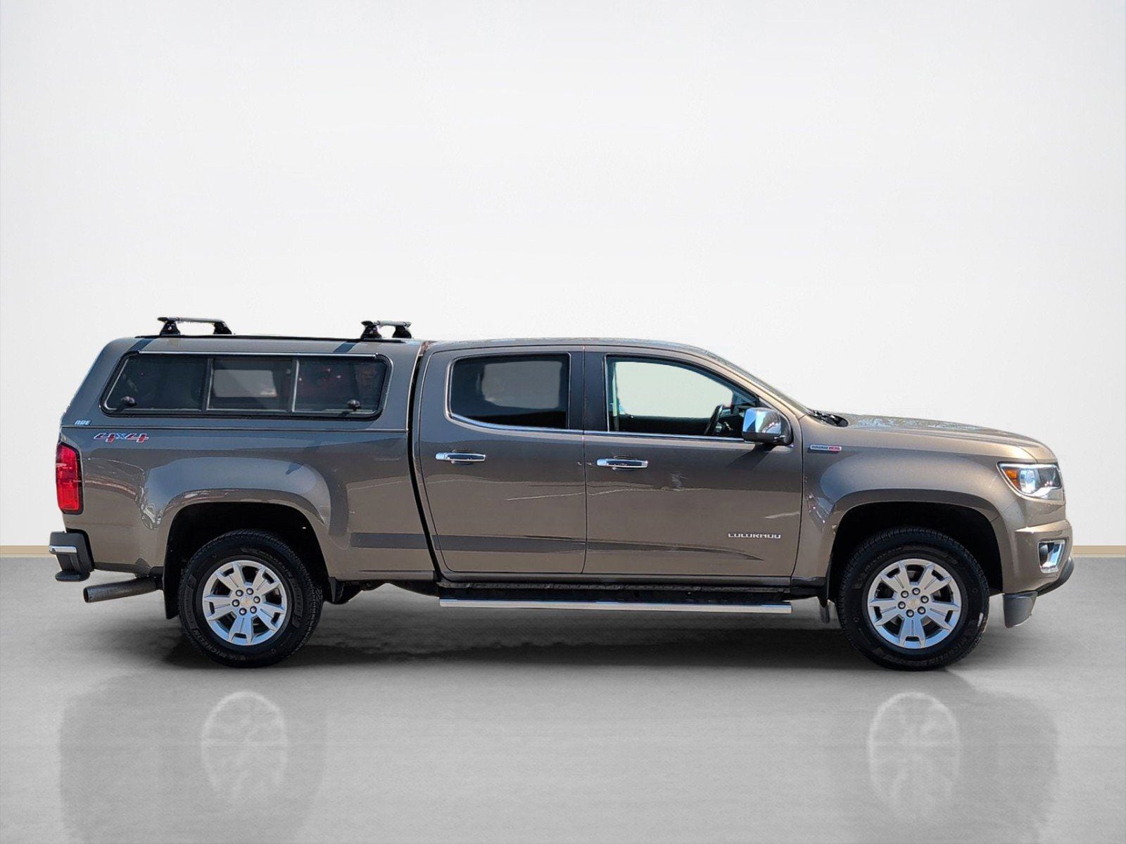 Used 2017 Chevrolet Colorado LT with VIN 1GCPTCE17H1213462 for sale in Maplewood, Minnesota