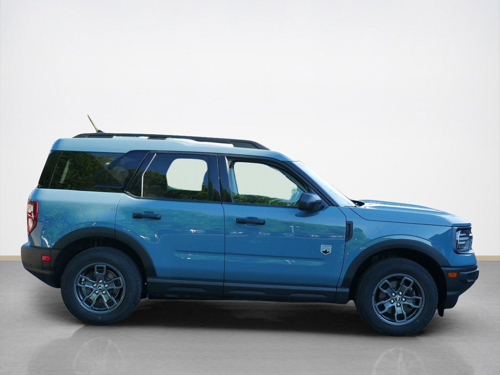 Used 2022 Ford Bronco Sport Big Bend with VIN 3FMCR9B63NRE07953 for sale in Maplewood, Minnesota