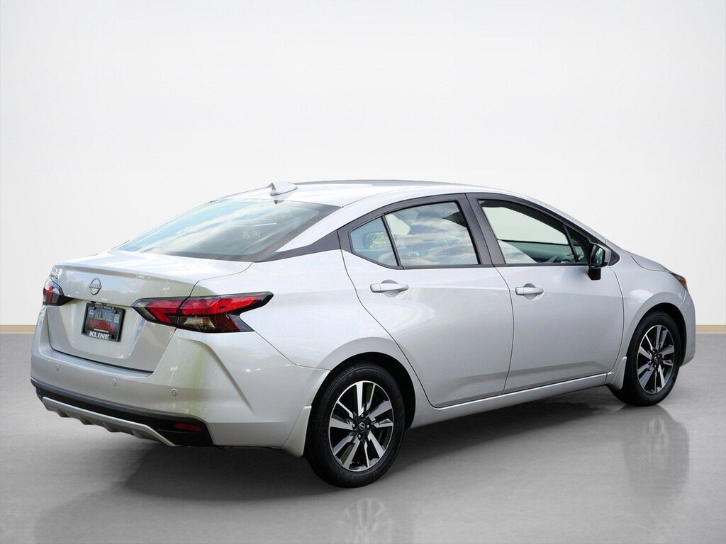 Certified 2025 Nissan Versa 1.6 SV Sedan