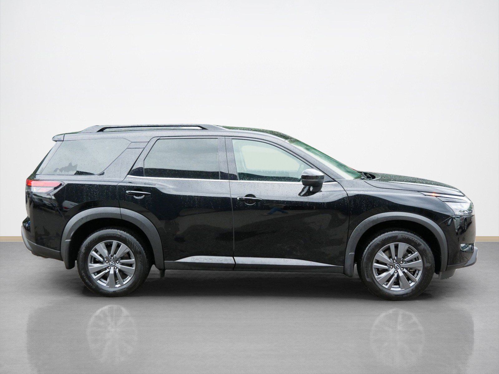 Certified 2024 Nissan Pathfinder SV with VIN 5N1DR3BC3RC202306 for sale in Maplewood, Minnesota