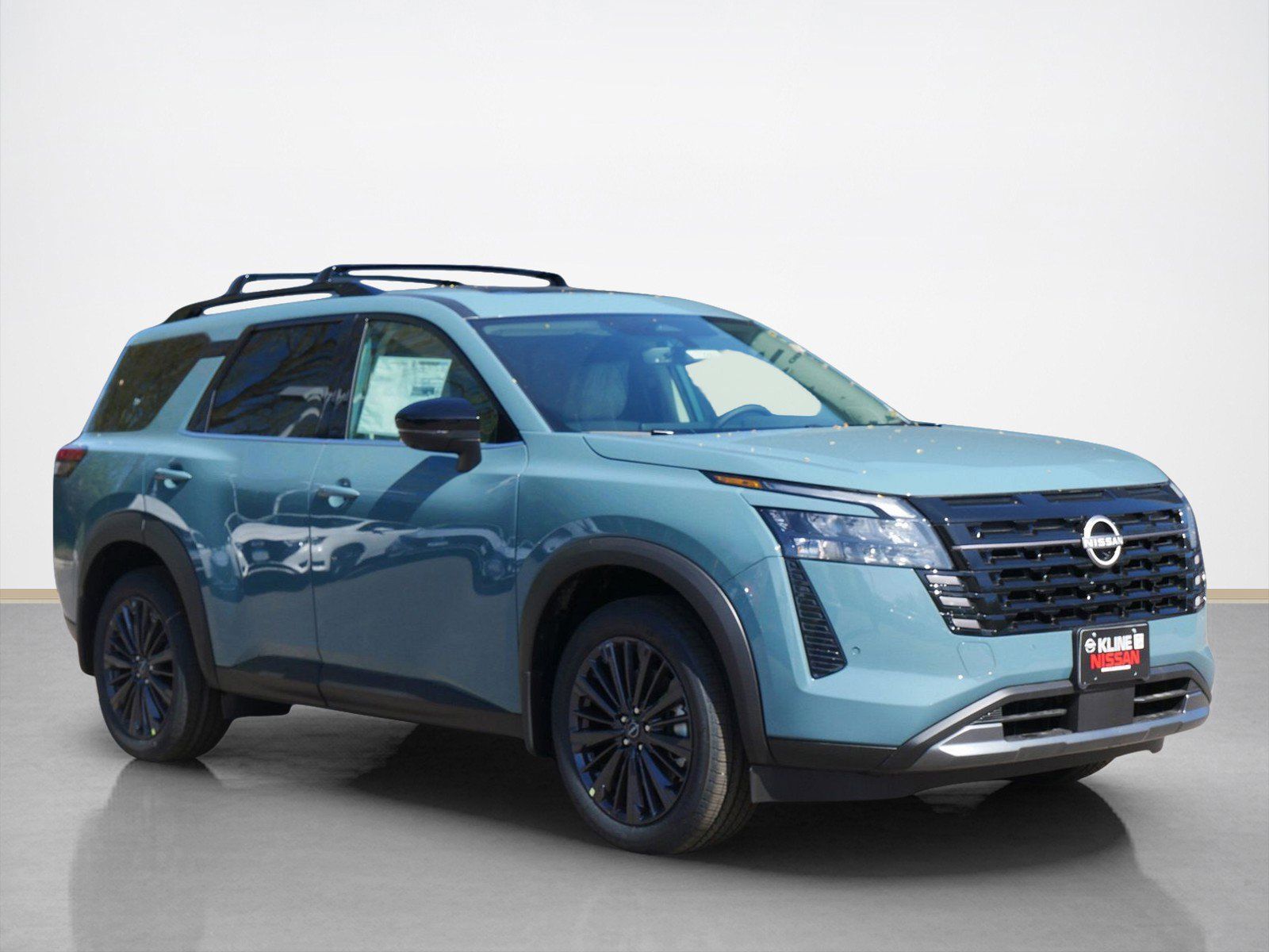 2026 Nissan Pathfinder SL 4WD's photo
