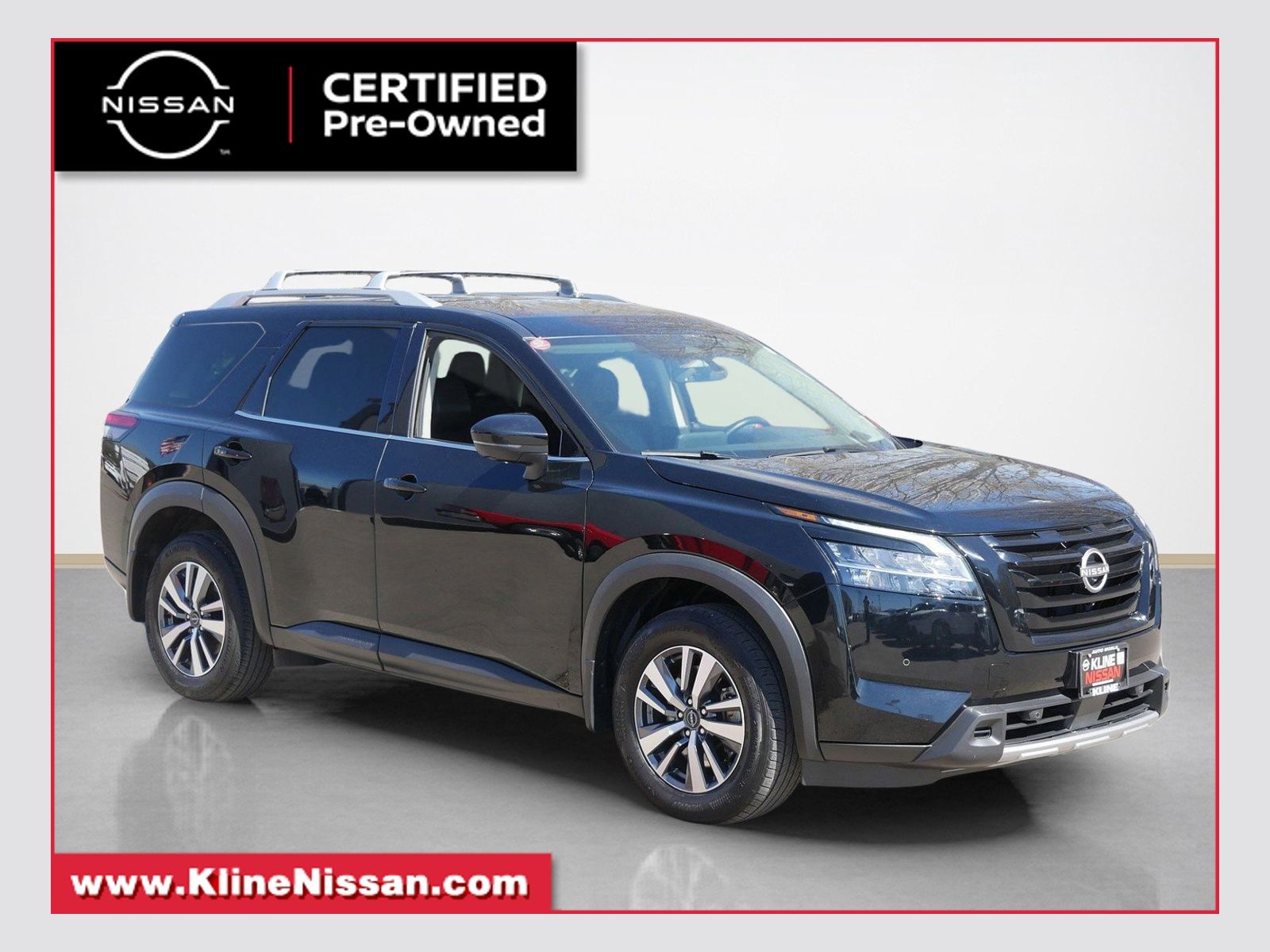 2024 Nissan Pathfinder SL 4WD's photo
