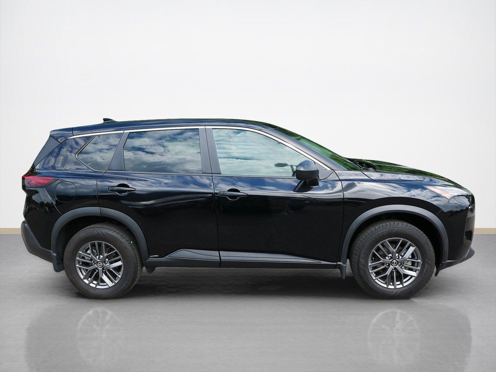 Used 2021 Nissan Rogue S with VIN 5N1AT3AB0MC848280 for sale in Maplewood, MN
