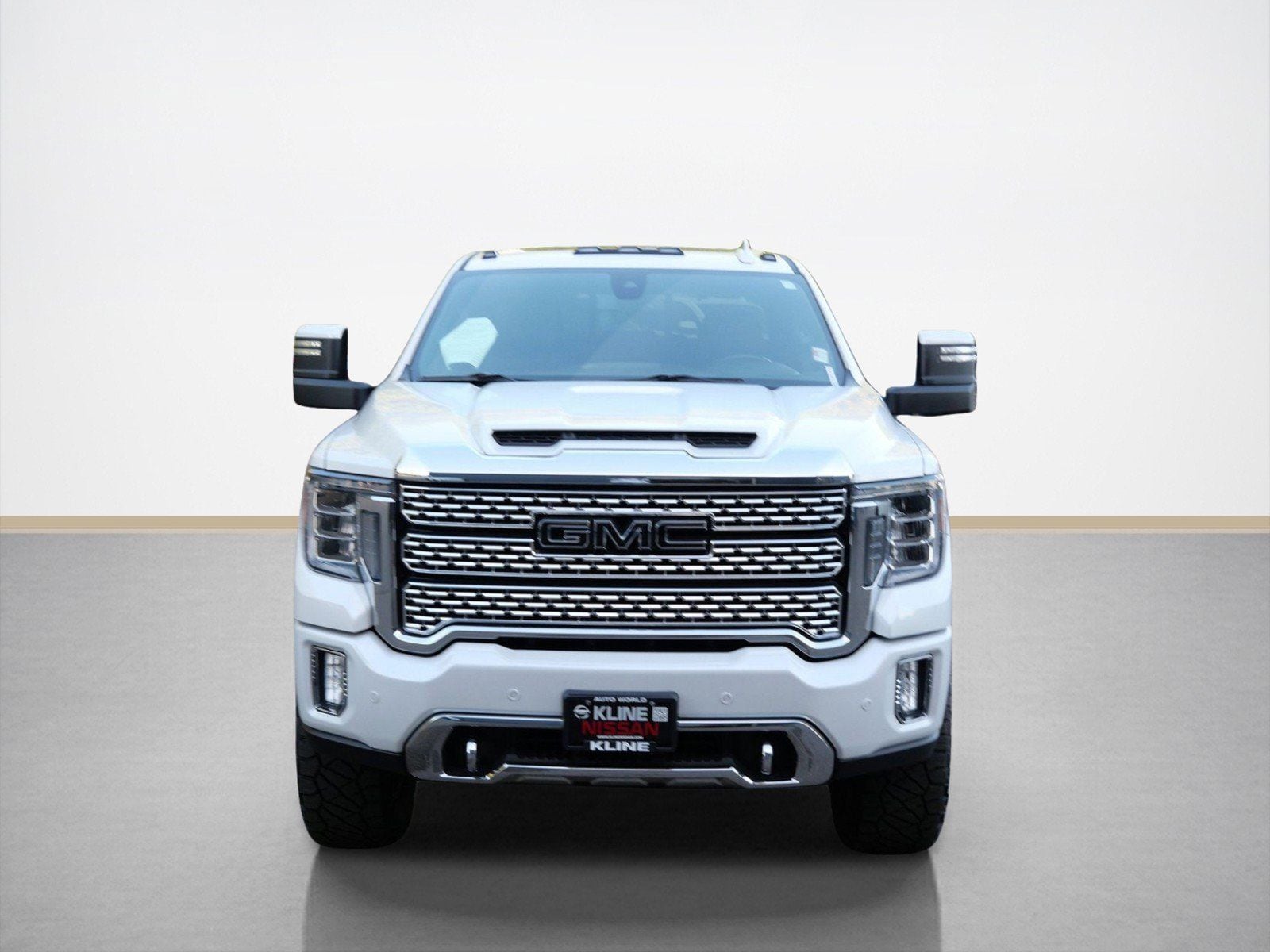 Used 2020 GMC Sierra 2500 Denali HD Denali with VIN 1GT49REY0LF209461 for sale in Maplewood, Minnesota