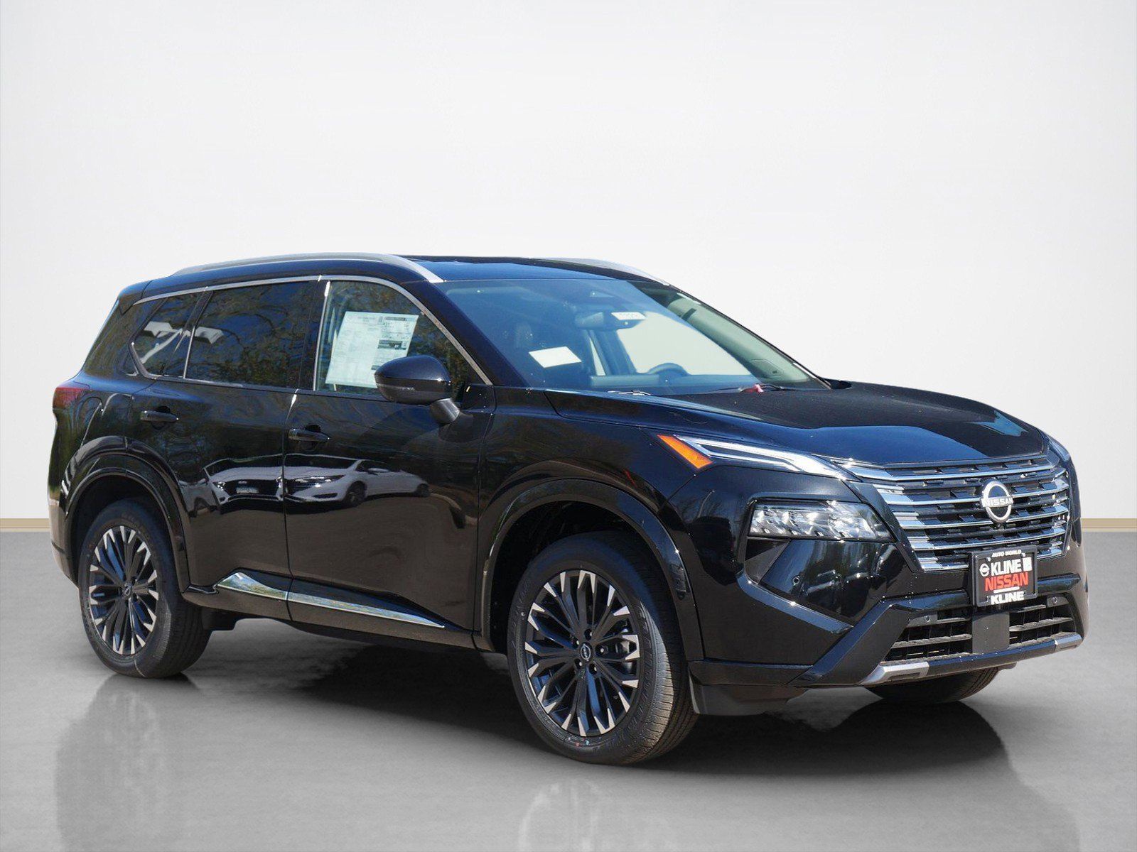 2026 Nissan Rogue Platinum AWD's photo