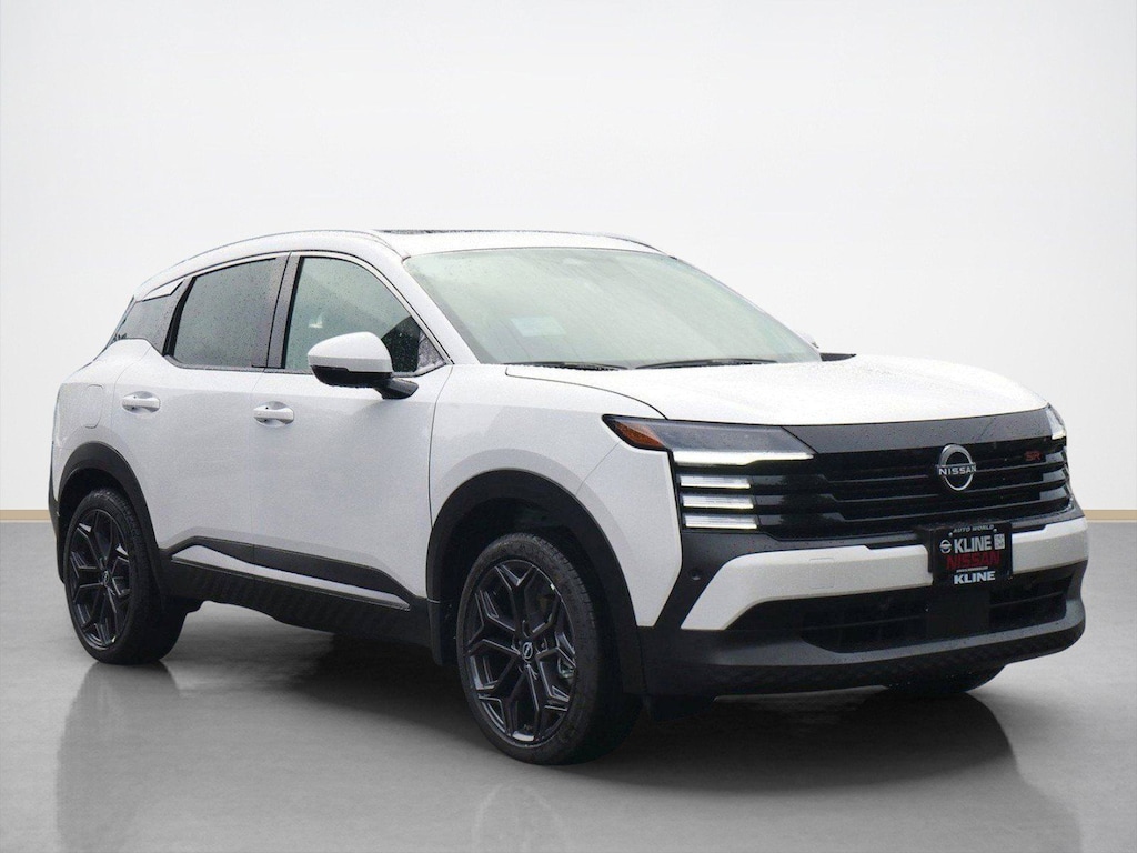 New 2026 Nissan Kicks SR SUV