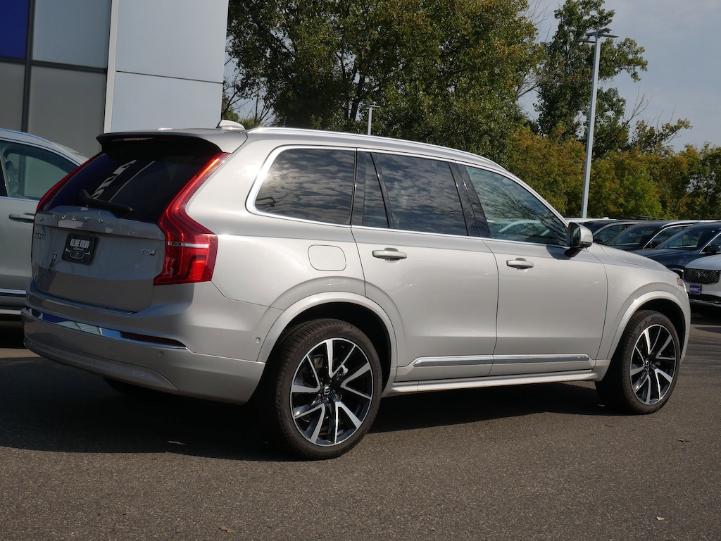 New 2025 Volvo XC90 plug-in hybrid T8 Ultra 6-Seater SUV