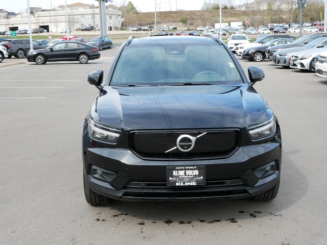 Used 2021 Volvo XC40 Recharge with VIN YV4ED3UR4M2527292 for sale in Maplewood, MN