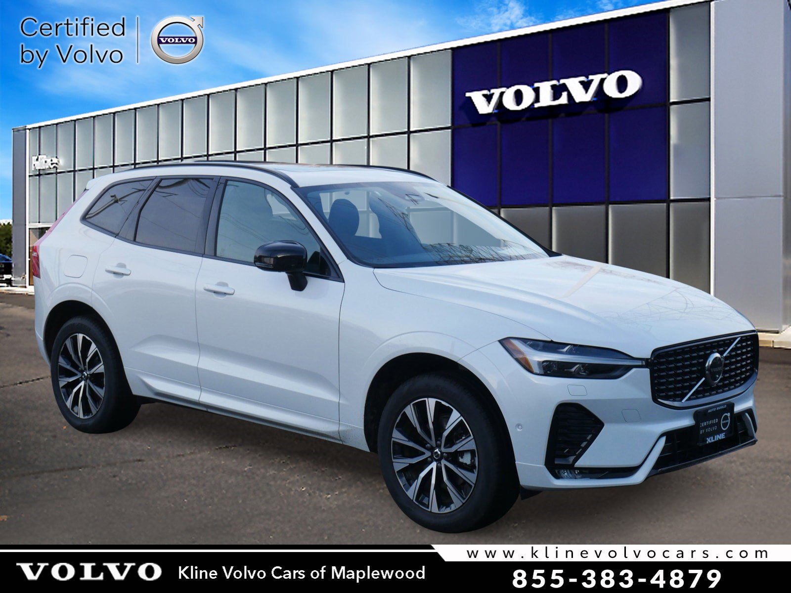 2025 Volvo XC60 Plus's photo