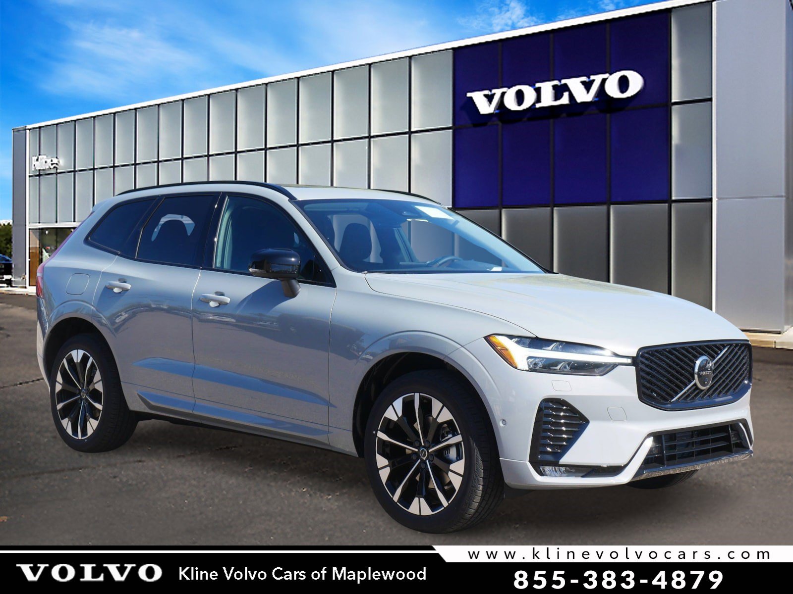 2026 Volvo XC60 B5 Plus Dark AWD's photo