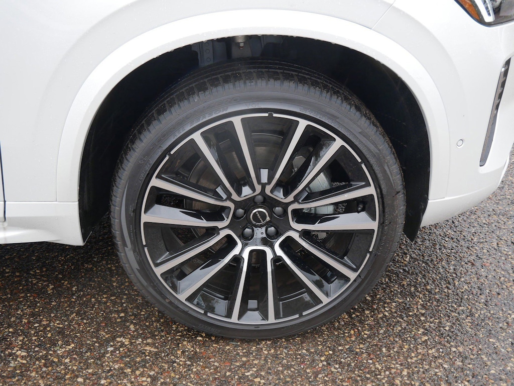 New 2026 Volvo XC90 B6 Plus 6-Seater SUV