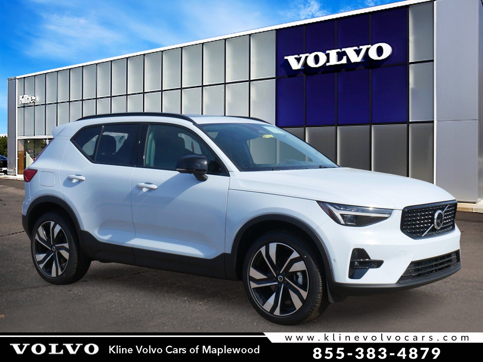 2026 Volvo XC40 SUV 